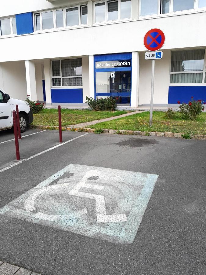 Studio Plage, Vue Mer Et Dragon, Garage Pour Moto Calais Bagian luar foto